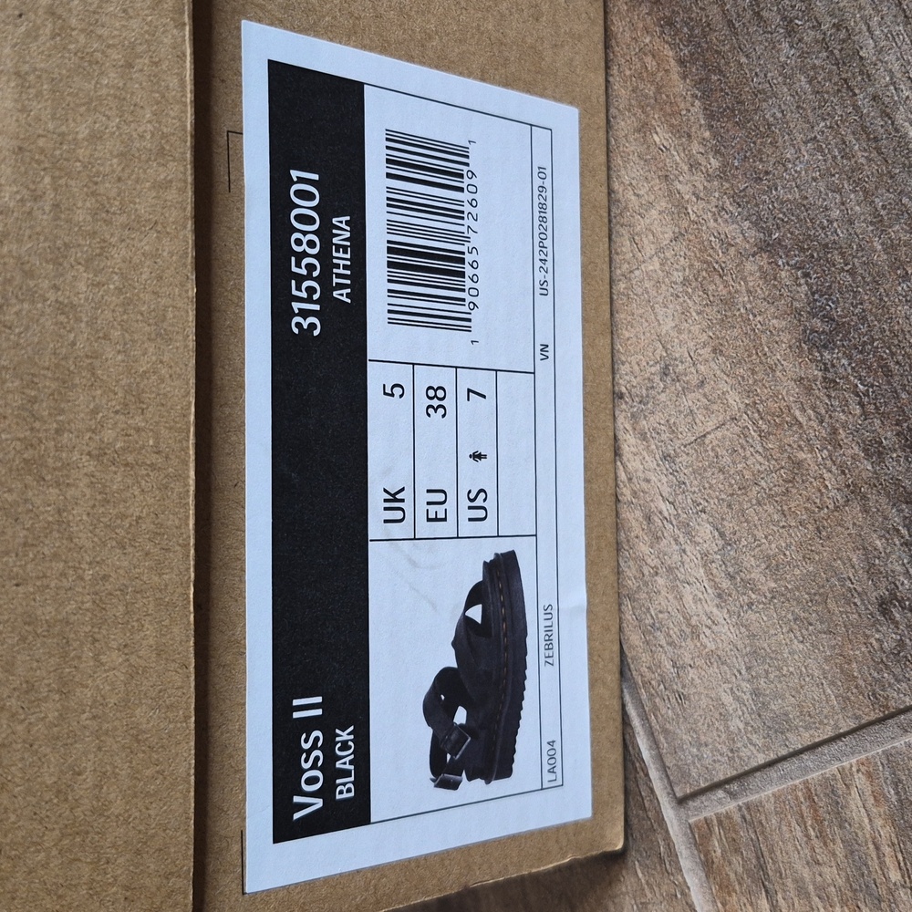 Dr. Martens Voss II Athena Black Platform Sandals, EU 38, Listing as Size 8 - Picture 15 of 16